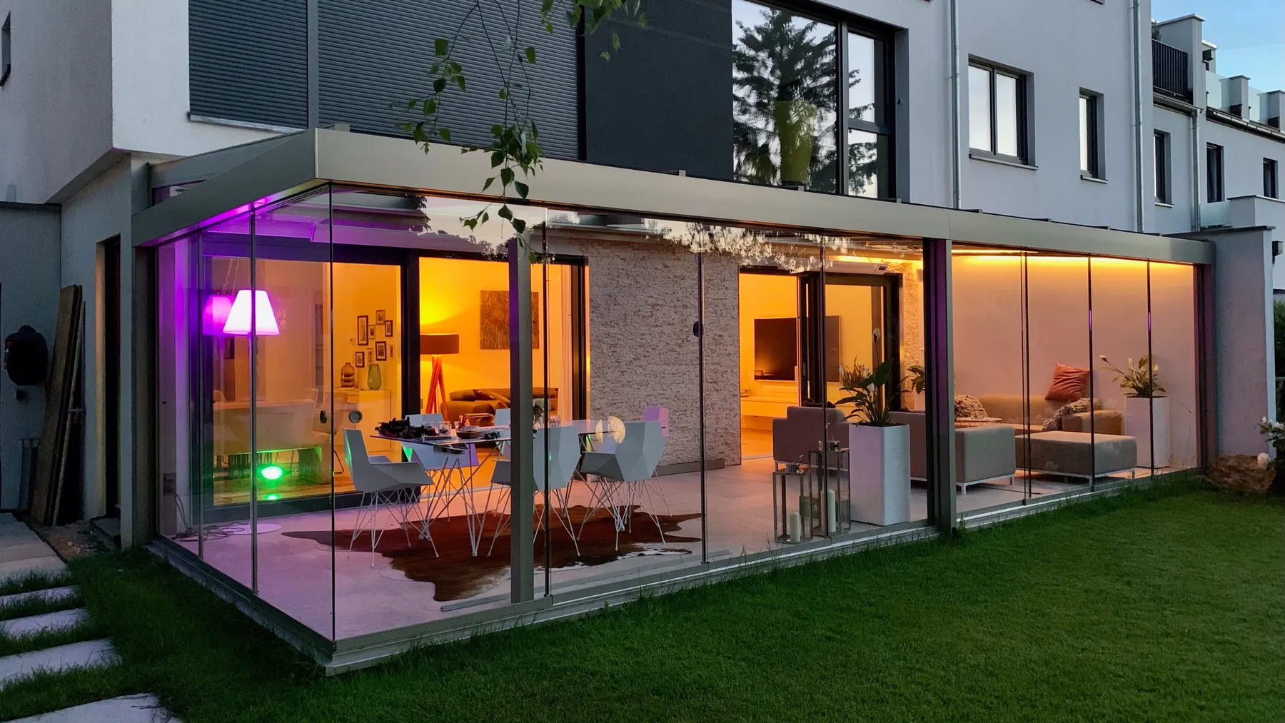Outdoor-Living-Trends 2025: Smarte Terrassen